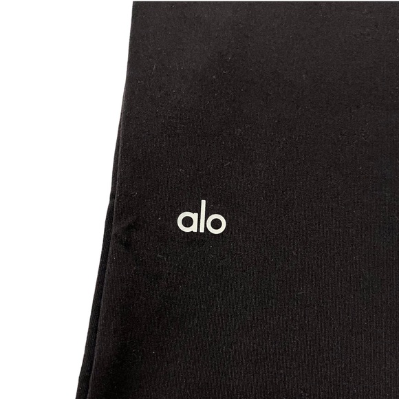 Alo Yoga Leggings Airbrush 7/8 High Waist Flutter in Black NWT Small - Picture 8 of 12